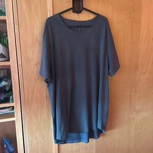 Men’s XL Lululemon dark green training T-shirt